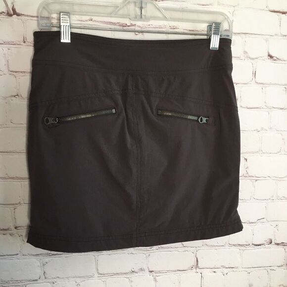 Womens Athleta Stretch in Skort Size 0 Dark Gray Colored Zip Up EUC - Picture 4 of 8